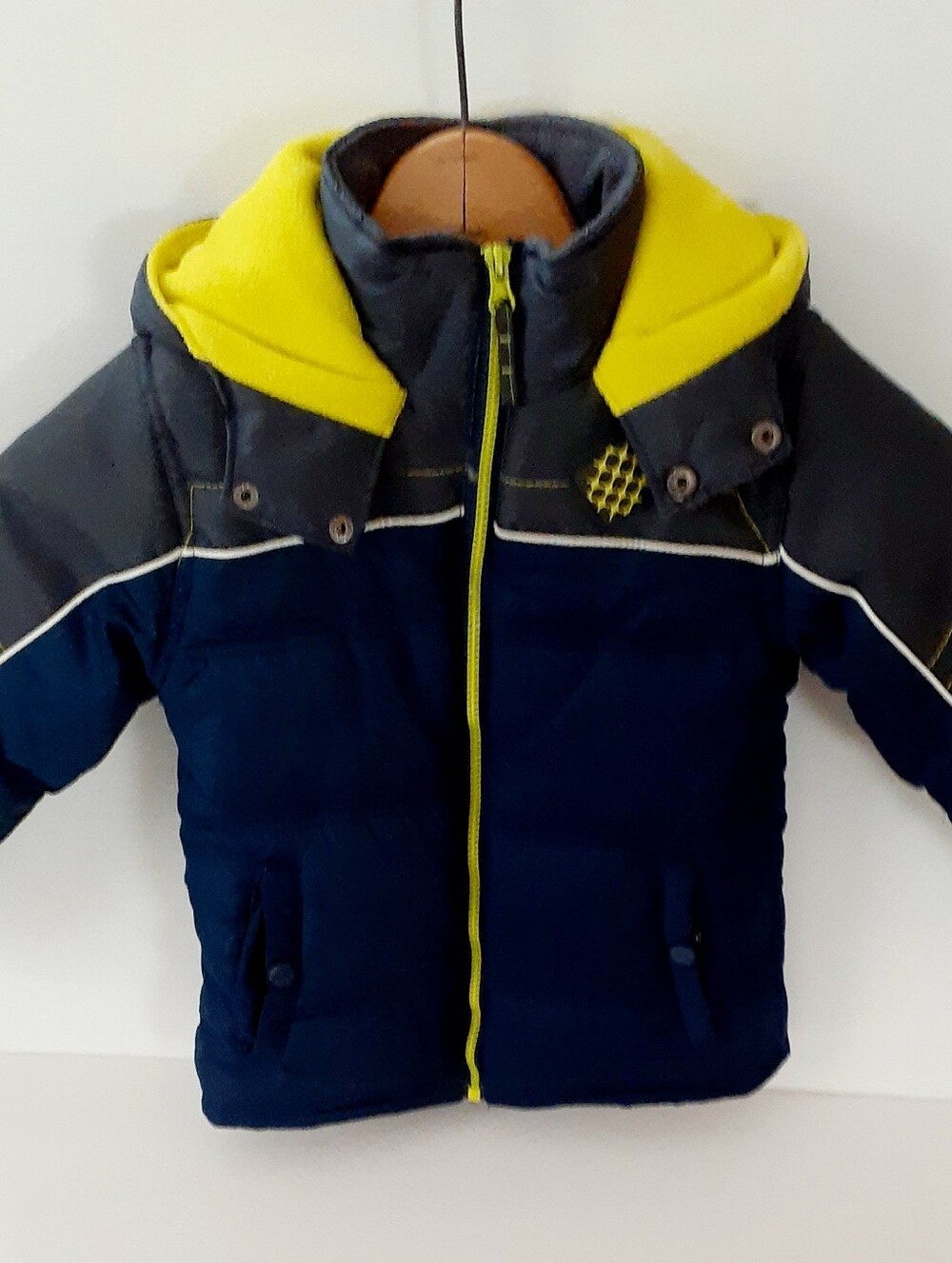 Boys' Bigchill Navy & Yellow Puffer Jacket with Hood Size 5